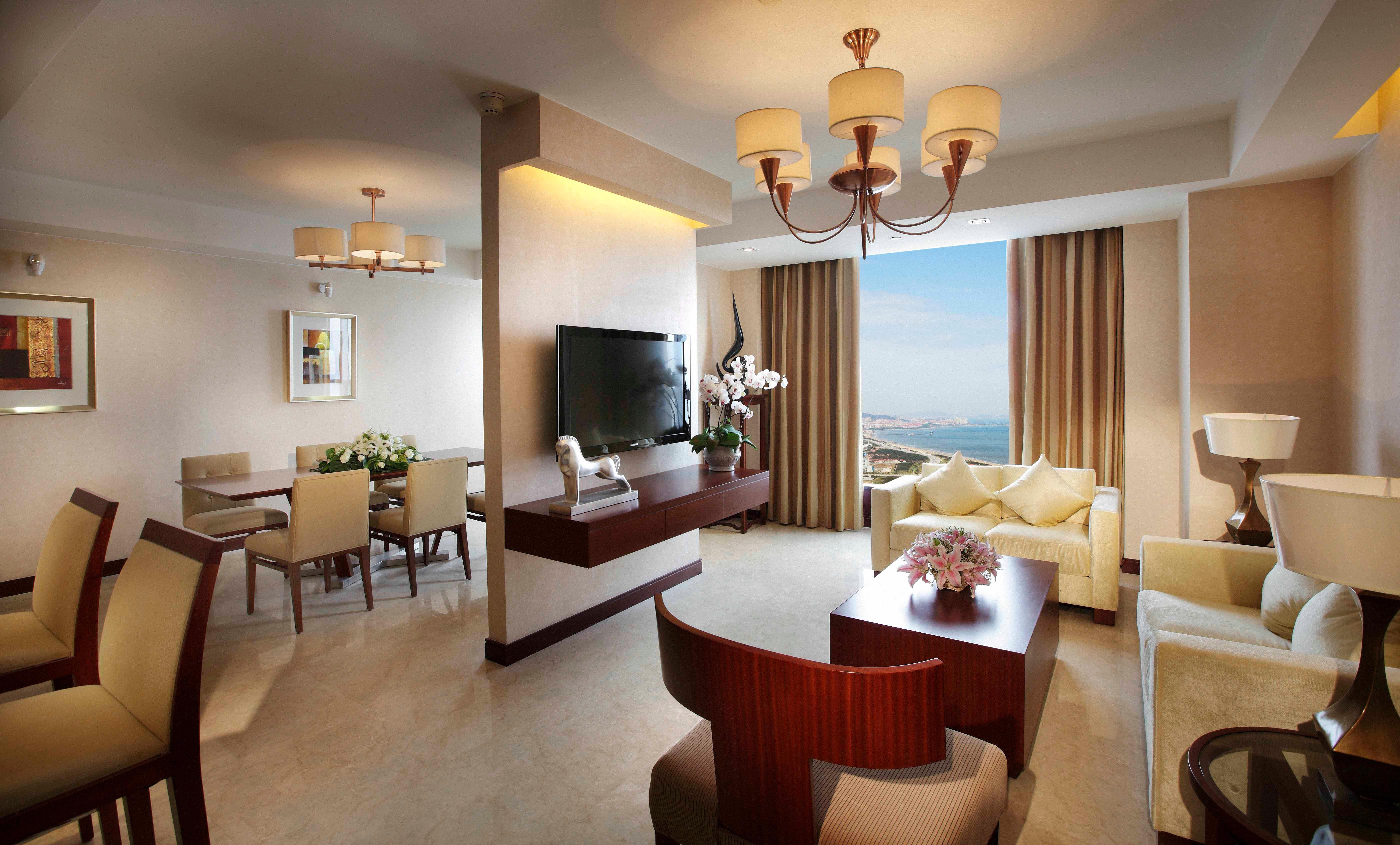 Crowne Plaza Yantai Sea View, An Ihg Hotel Room photo